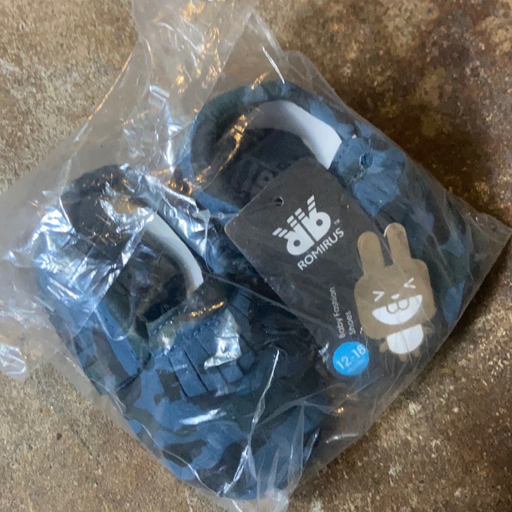 Romirus kids slippers